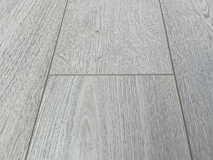 Ламинат Euro Home Majestic C601 Дуб песочный светлый