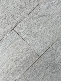 Ламинат Euro Home Majestic C601 Дуб песочный светлый